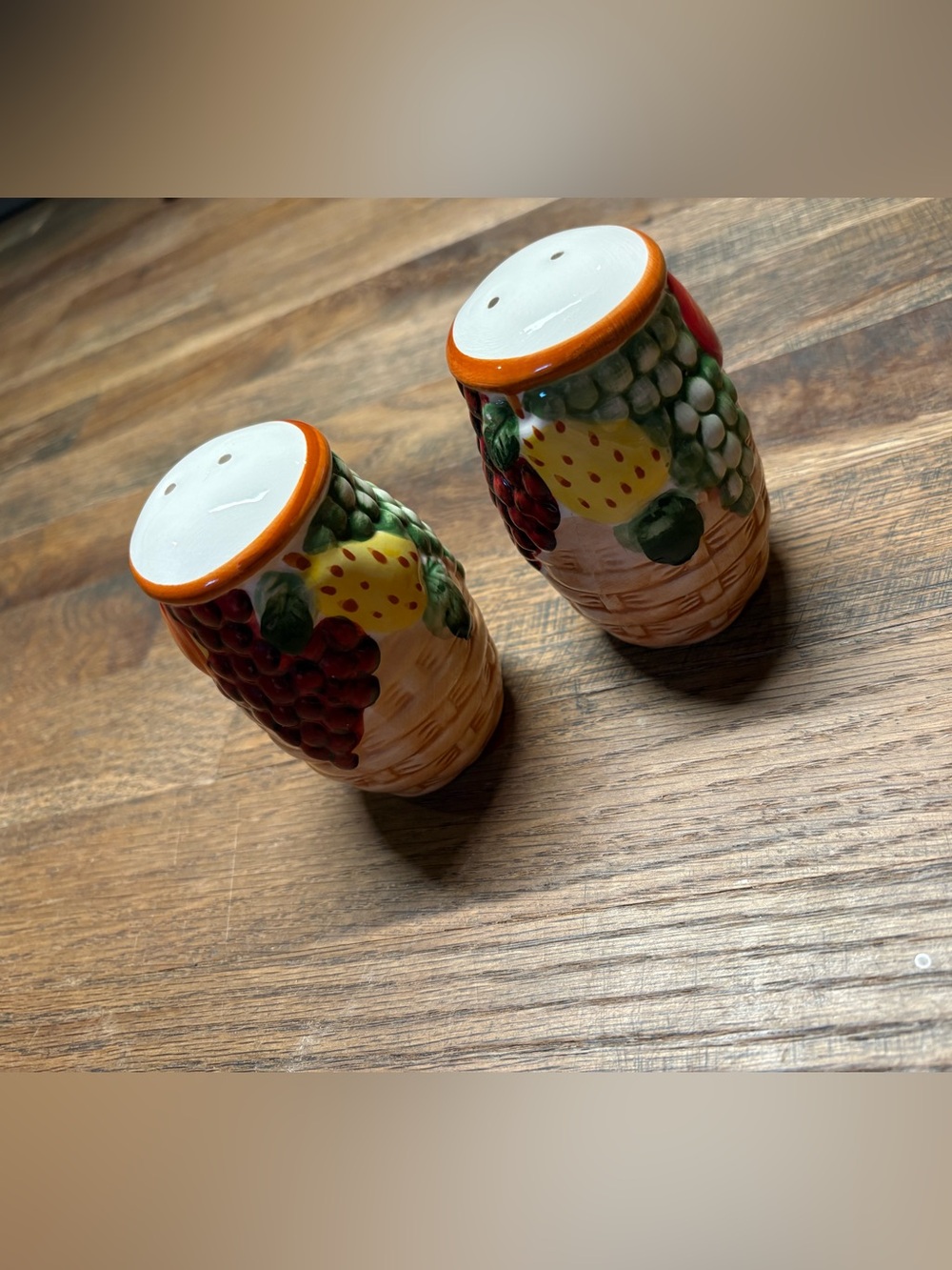 Vintage Ceramic Fruit Basket Salt and Pepper Shaker Set - Multicolor